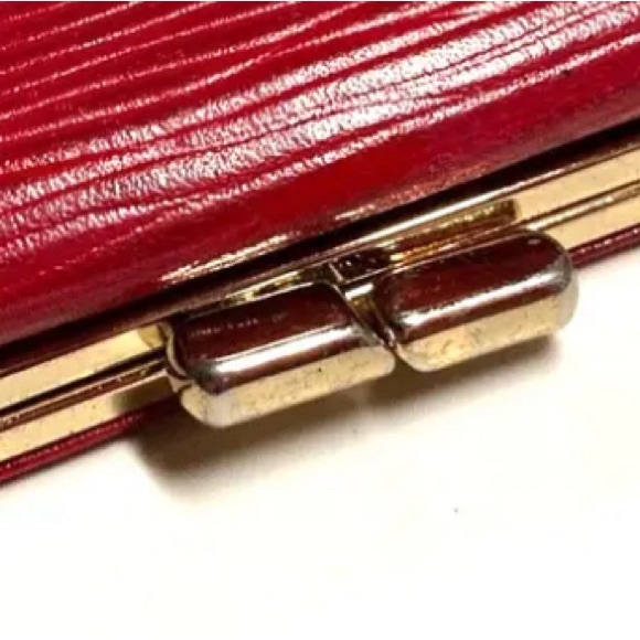 VALENTINO GARAVANI VINTAGE EMBOSSED LEATHER COMPACT WALLET - Picture 16 of 16